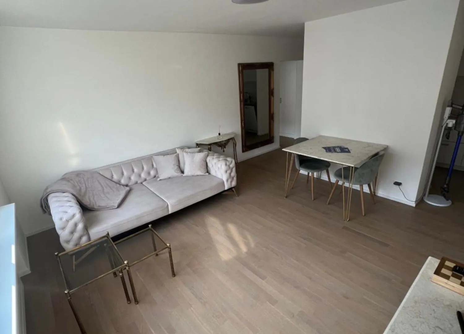 Best Located & Fully Equipped Apartment At Basel Sbb Main Station